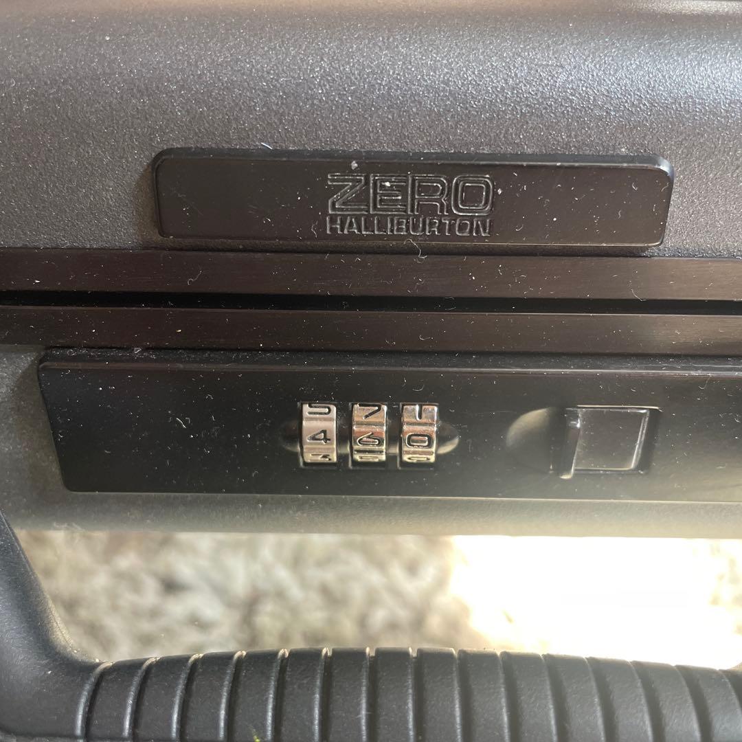ZERO HALLIBURTON セキュリティケース 　アタッシュケース