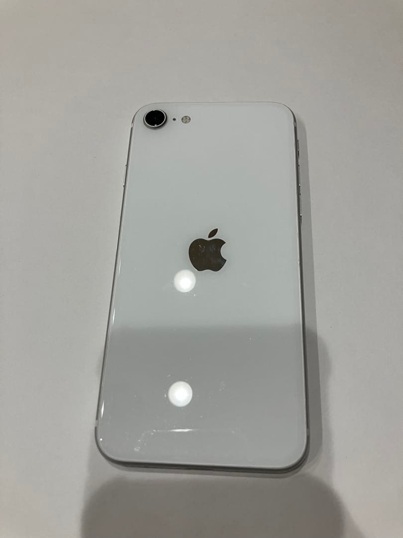 iPhone SE (第2世代) 64GB ホワイト 本体