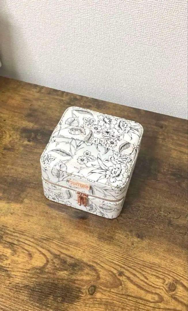 【美品】doTERRA　バニティケース ポーチ 限定品