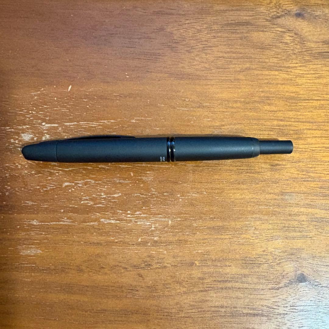 PILOT 万年筆 キャップレス（クロマット）EF