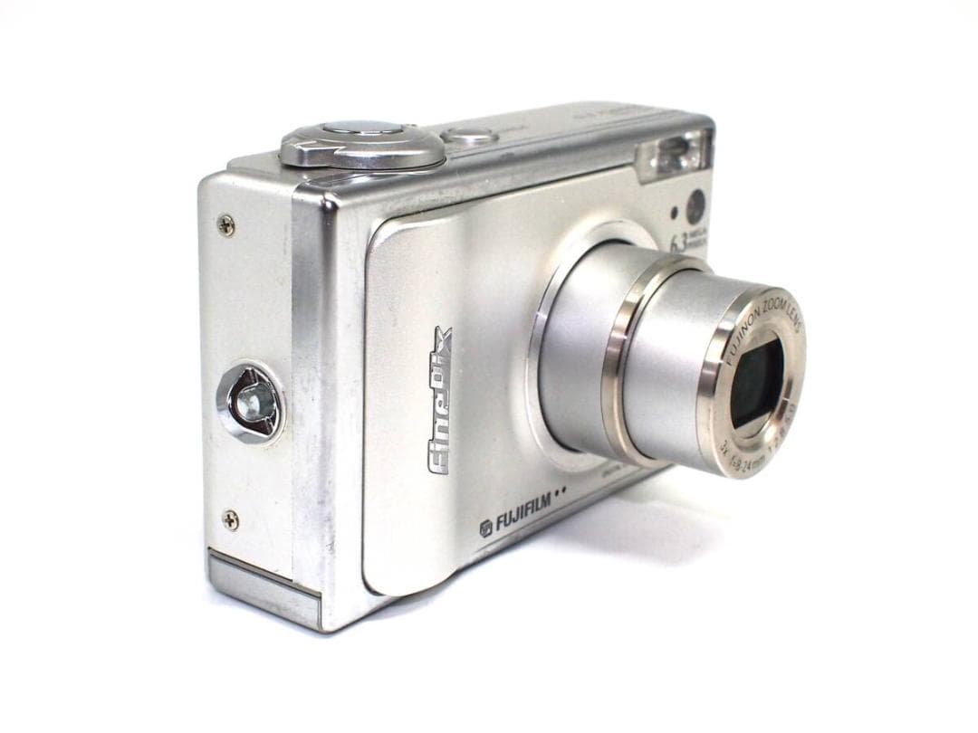 ★極上品★ FUJIFILM FINEPIX F10 コンパクトデジタルカメラ