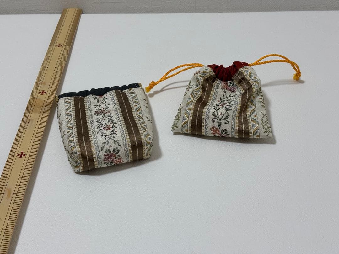まとめてSALE中 花柄ストライプ巾着袋セット　バネ口金&巾着