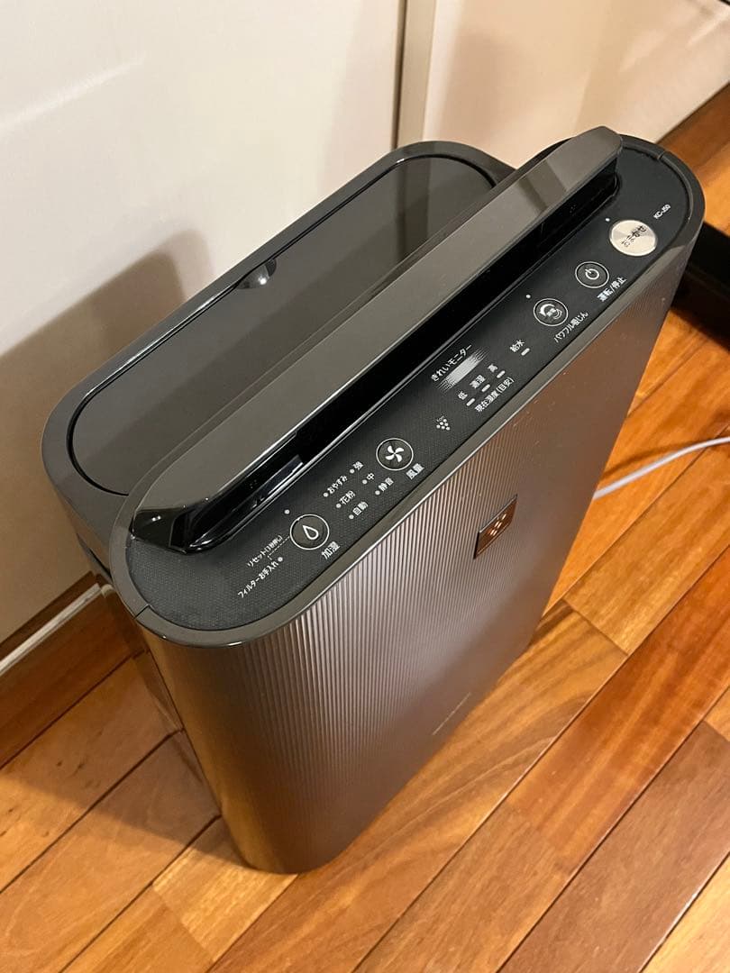 シャープ　空気清浄機　KC-J50-H
