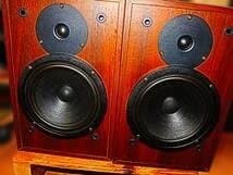 スウェーデン製を侮るなかれ！　QLN acoustic Qubic111