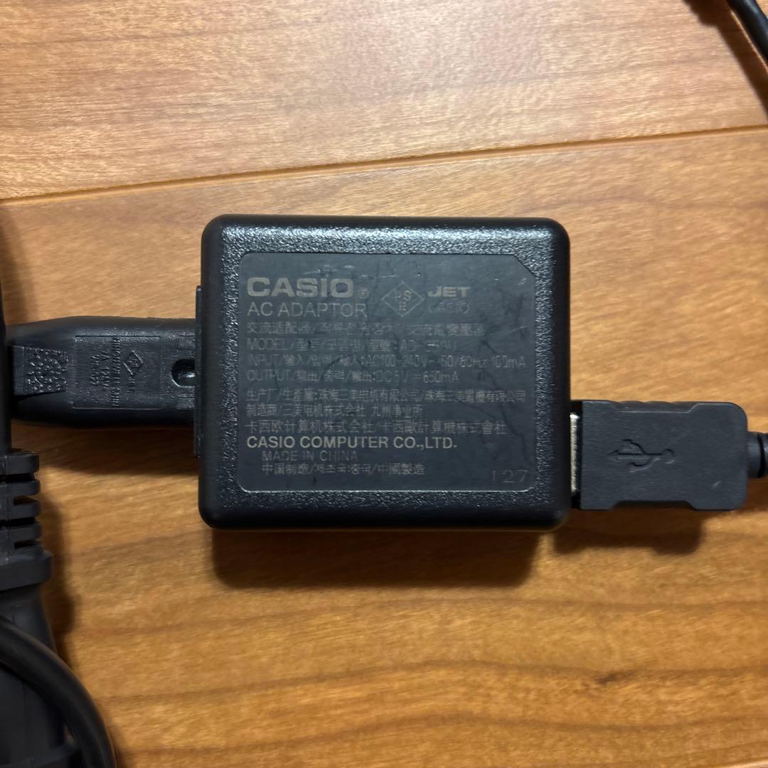 【CASIO EXILIM EX-ZR300 ホワイト】
