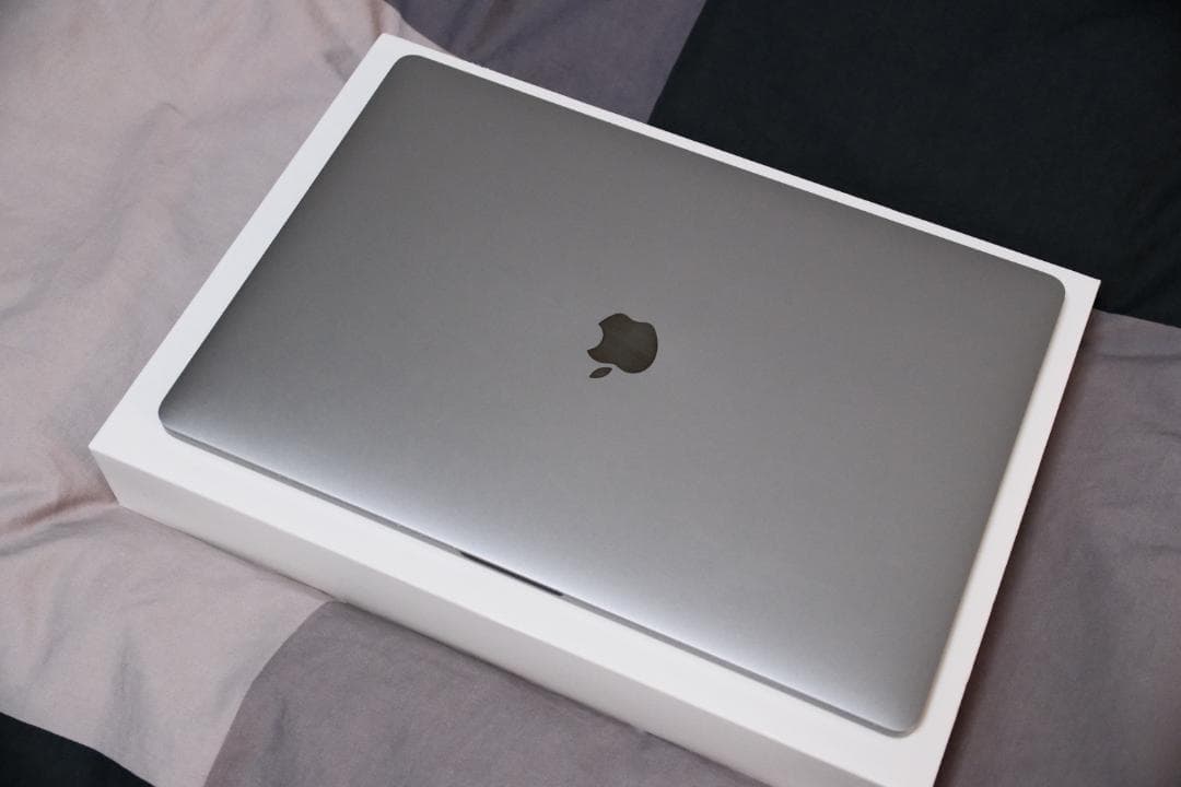 【美品/完動品】MacBook Pro 16-inch 2019 i7 16GB