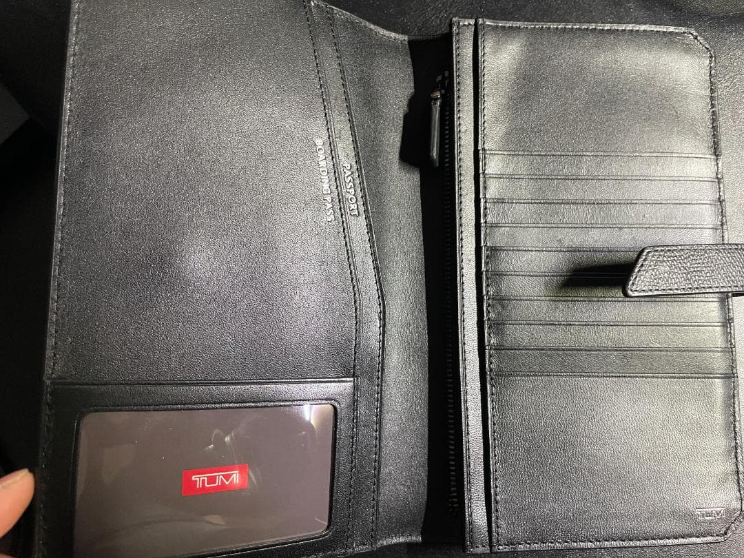 TUMI トラベルウォレット 長財布 レザー パスポートケース オーガナイザー