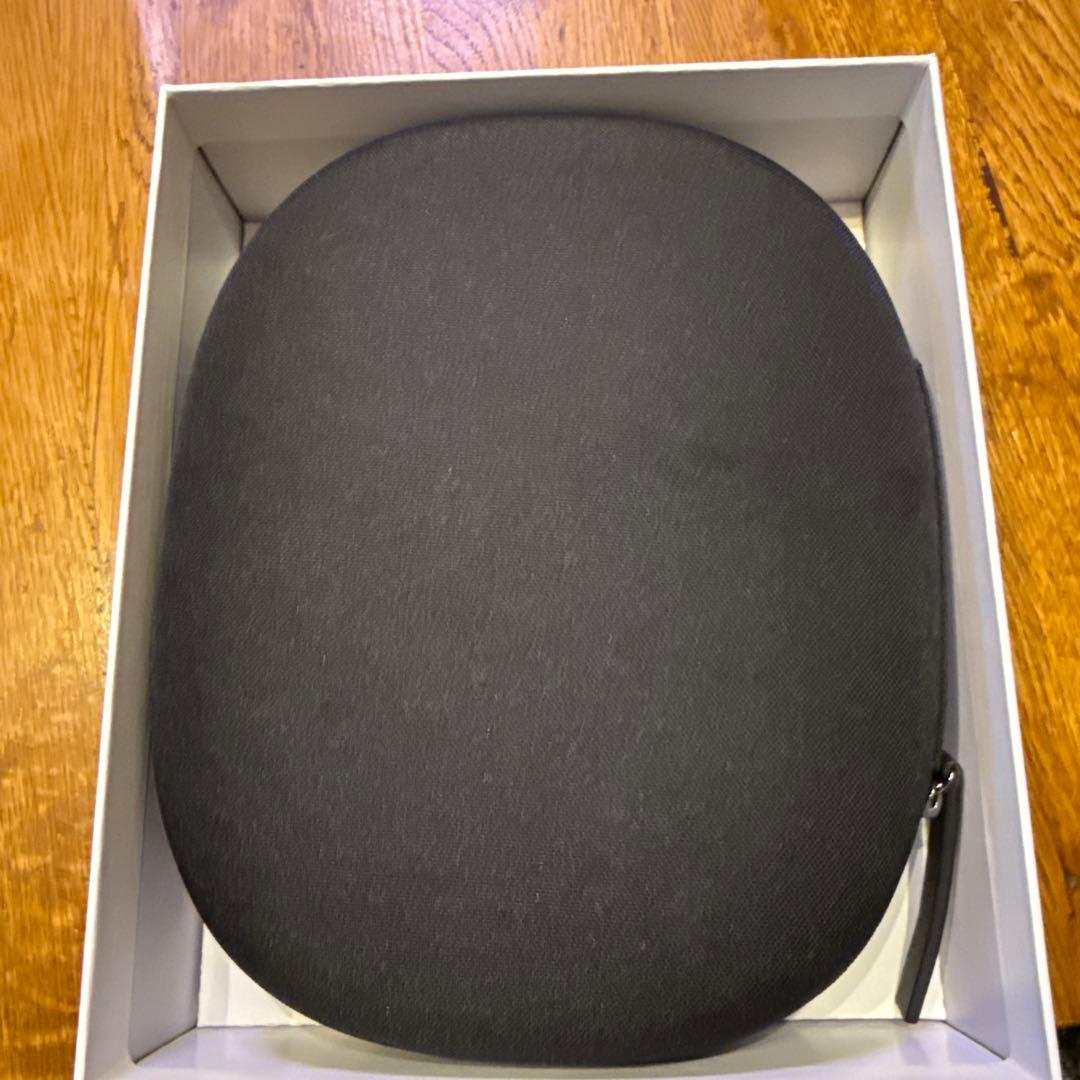 Bowers & Wilkins Px8 ワイヤレスヘッドフォン