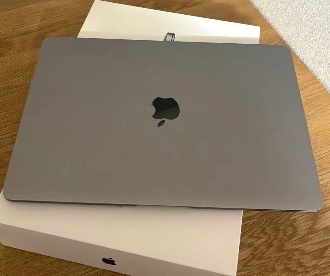 中古美品MacBook Air M1 スペースグレイ 8GB256GB 箱あり
