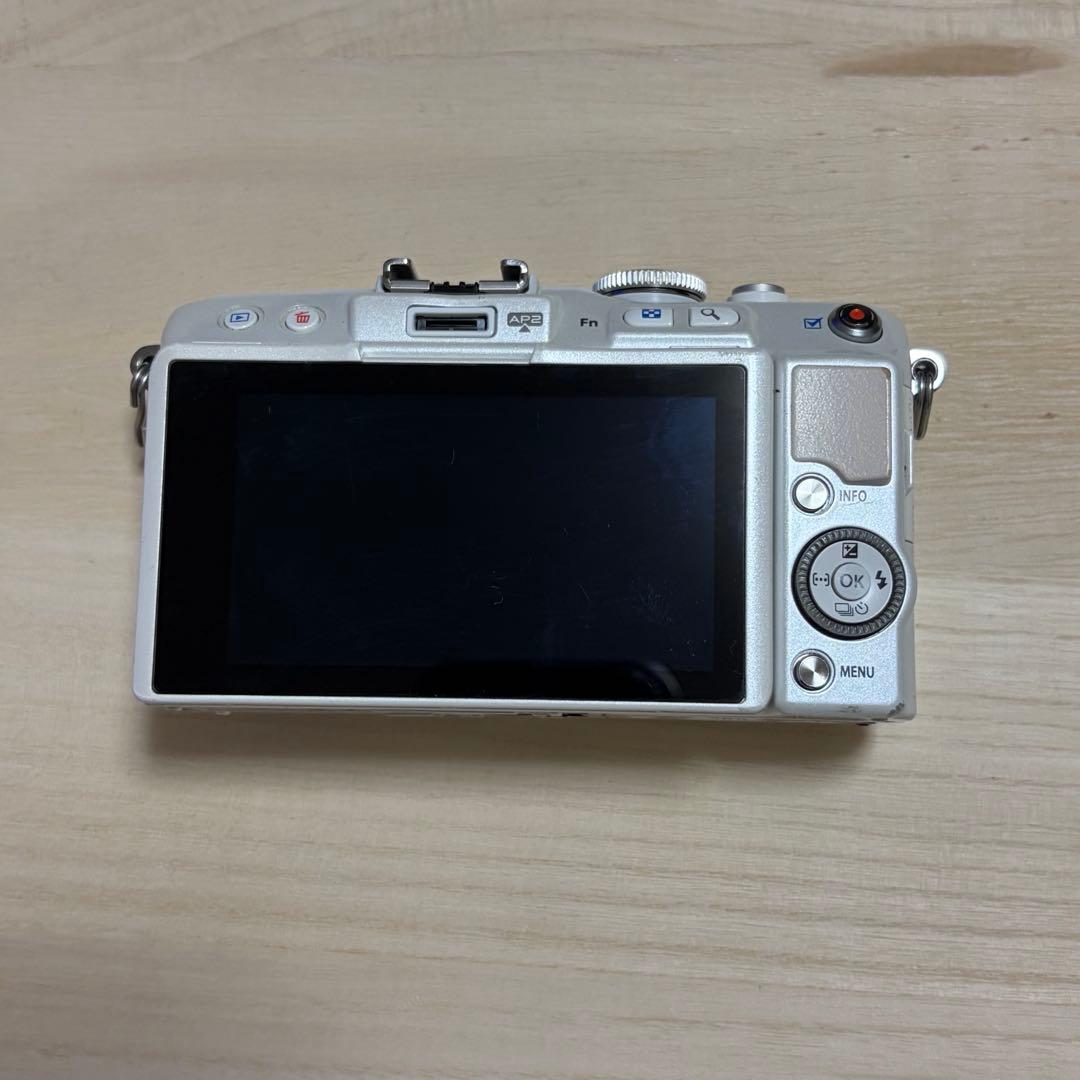OLYMPUS PEN Lite E-PL6 ジャンク品