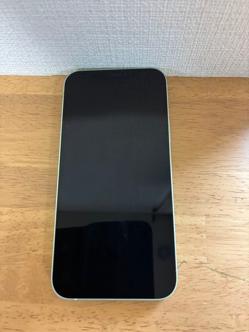 iPhone 12 極美品！　64GB バッテリー83%