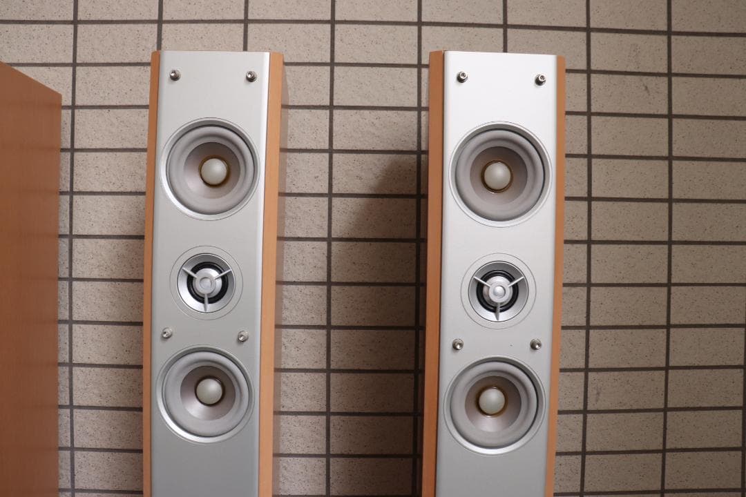 YAMAHA AV用タワースピーカー 4本セットとセンタースピーカー