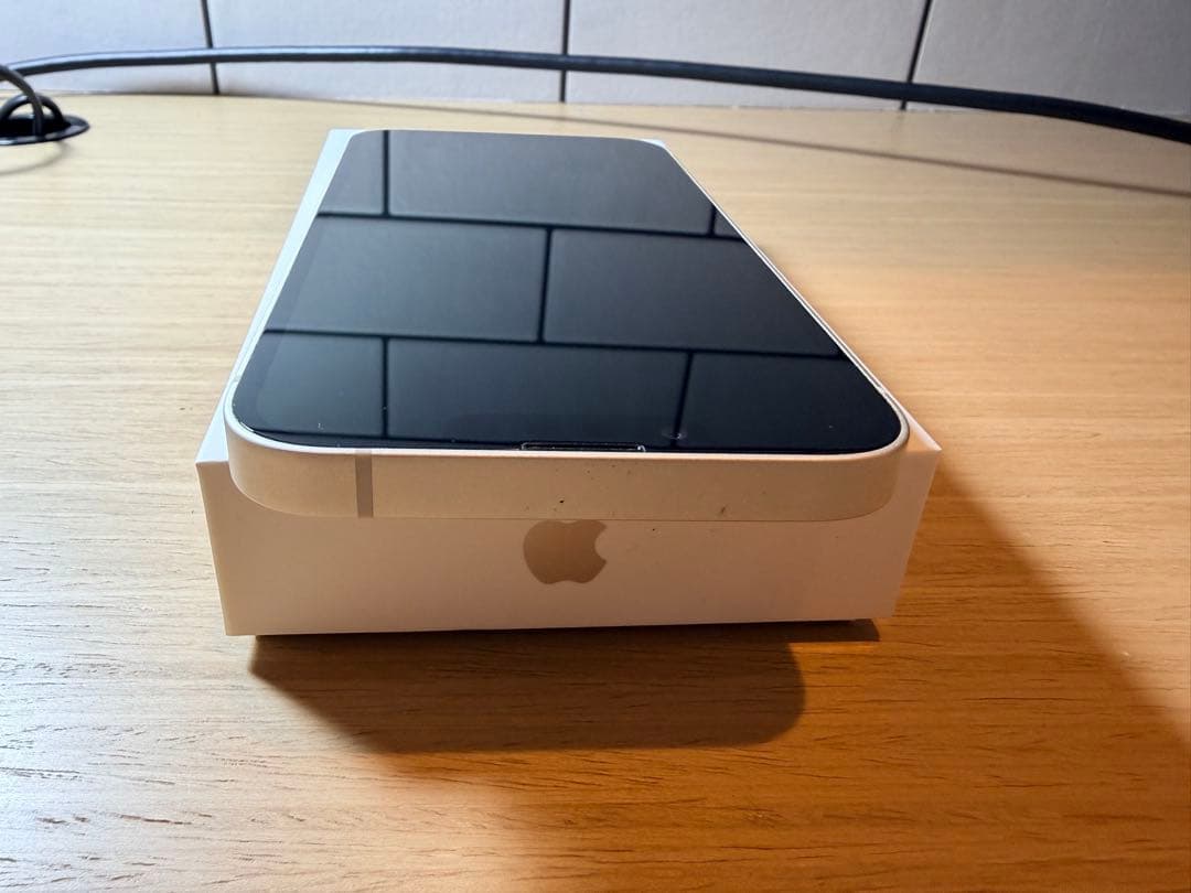 Apple iPhone 13 ホワイト 256GB