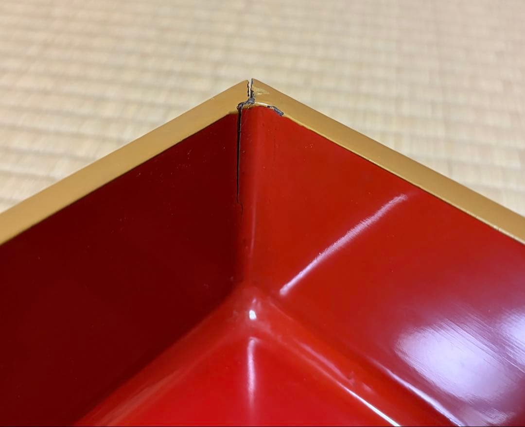 輪島塗　金蒔絵の美しい段重　替え蓋付き