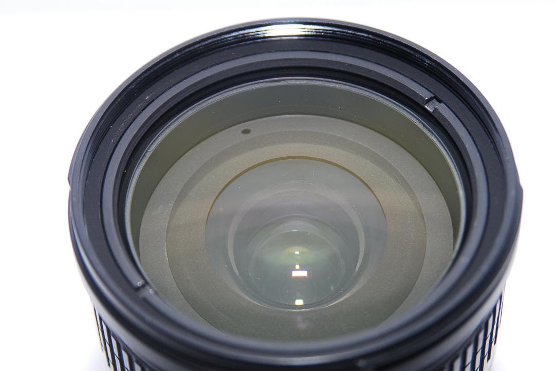 ピピ太郎Nikon AF-S DX 18-200mm ED VR 遠近両用