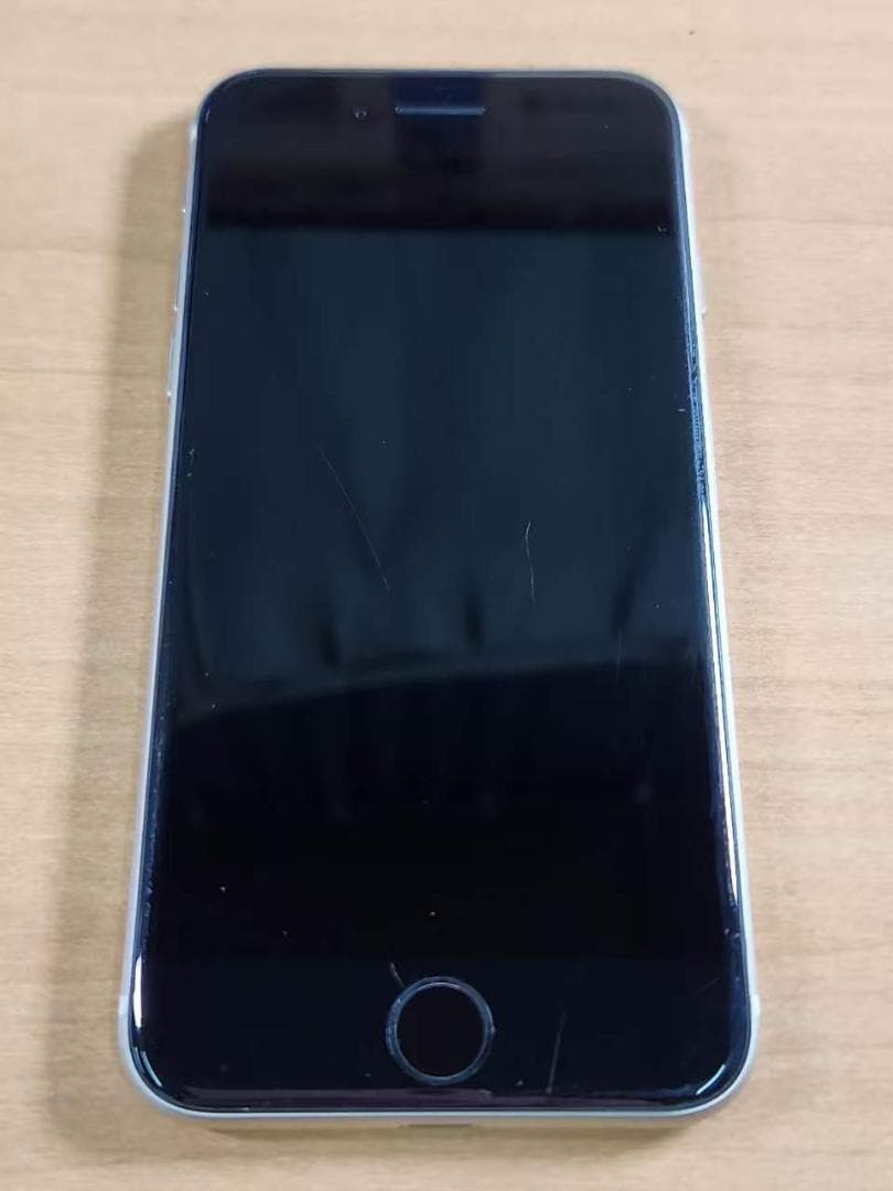 031900J iPhone SE A2782 64GB 第3世代