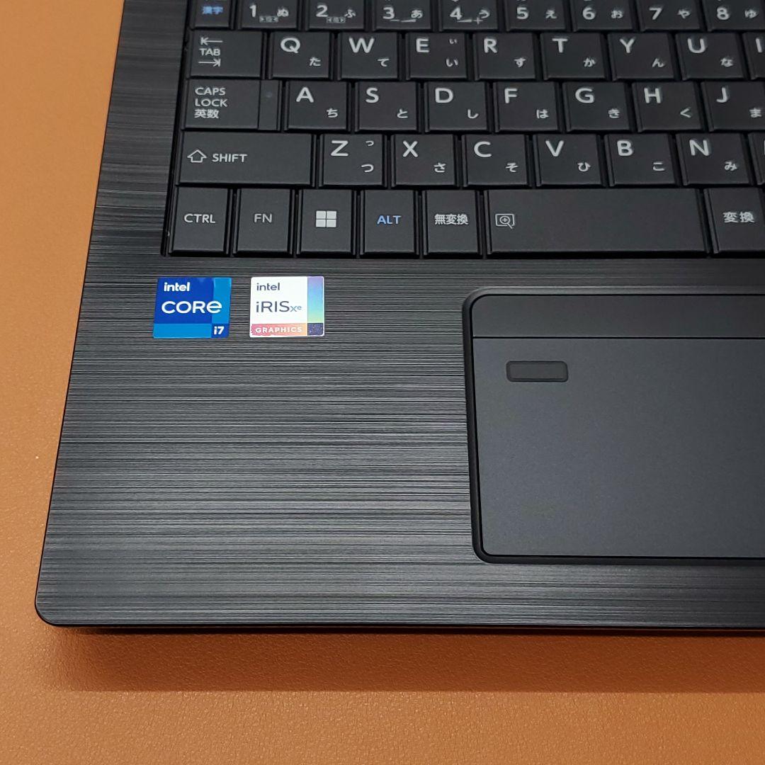 【商品番号1893】dynabook　15.6型ノートパソコン　2021年製
