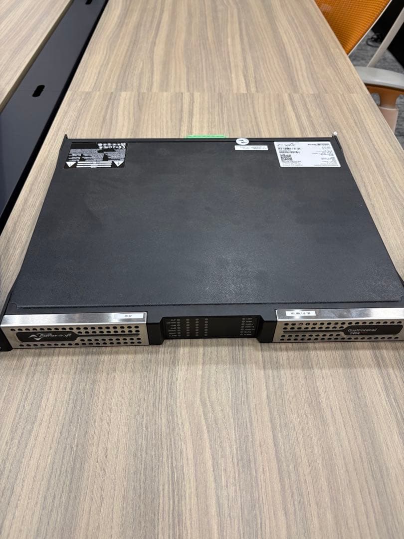 Quattrocanali 2404 DSP-D アンプ 本体
