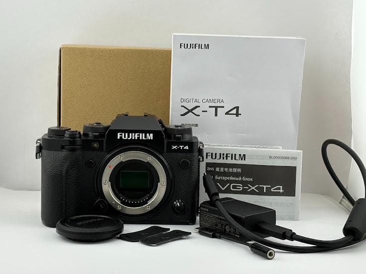 ★富士フイルム FUJIFILM X-T4 ミラーレス一眼カメラ