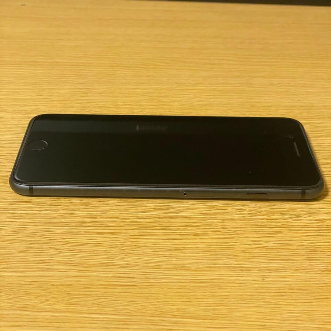iPhone 8 Plus 64GB SIMフリー バッテリー80% 美品