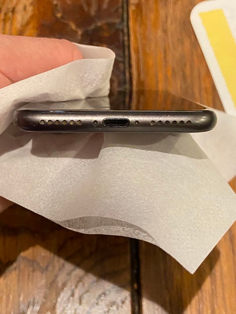 Apple iPhone 8 ブラック 256GB バッテリー最大容量100%