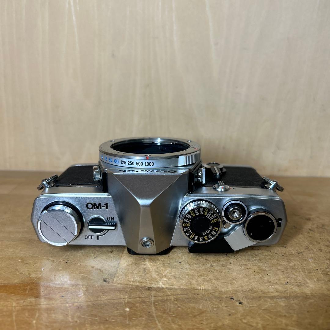 OLYMPUS OM-1 シルバーボディー　露出計以外完動美品