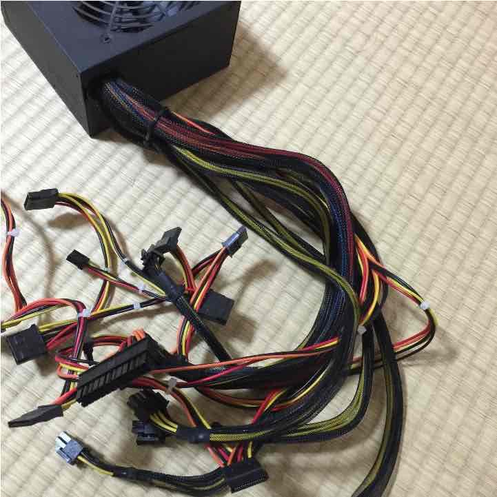 pc電源 FSP RAIDERの80plus シルバー認定の750w電源
