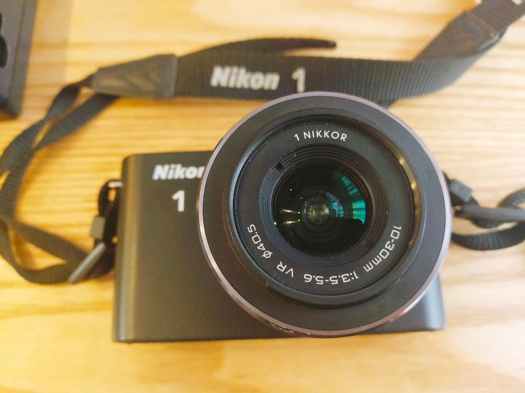 【レンズ動作不良】Nikon 1 J1 デジタルカメラ 本体と付属品