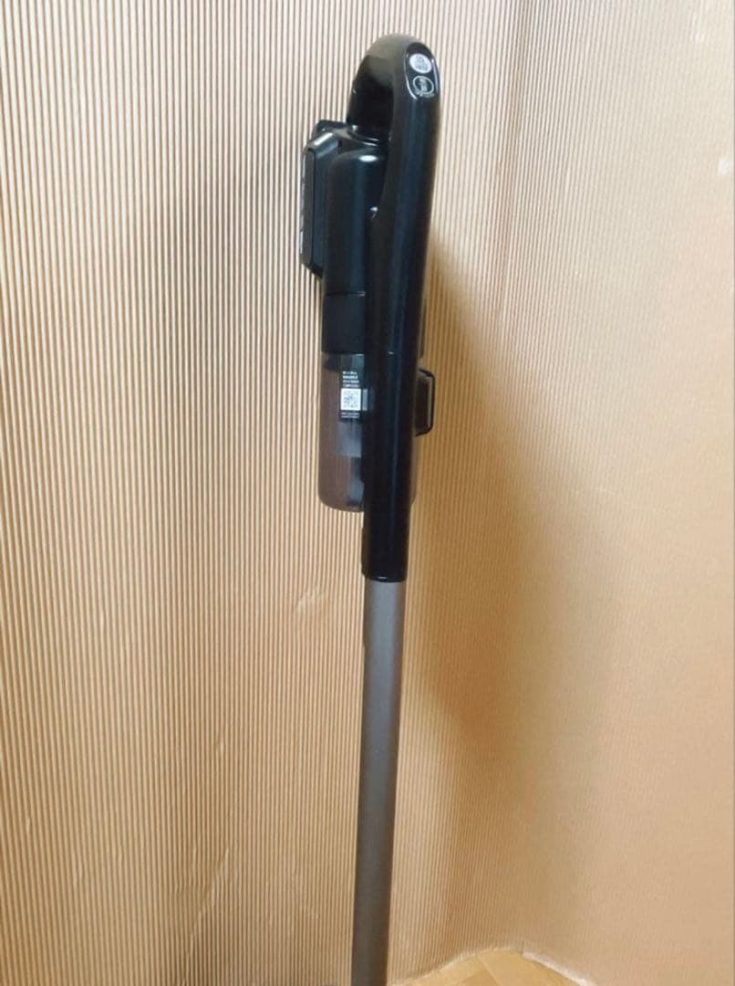 SHARP 充電式スティック掃除機EC-FR7