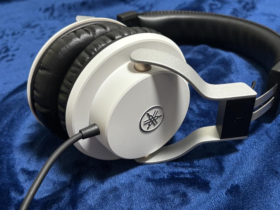 YAMAHA ヤマハ HPH-MT7W ヘッドフォン ホワイト