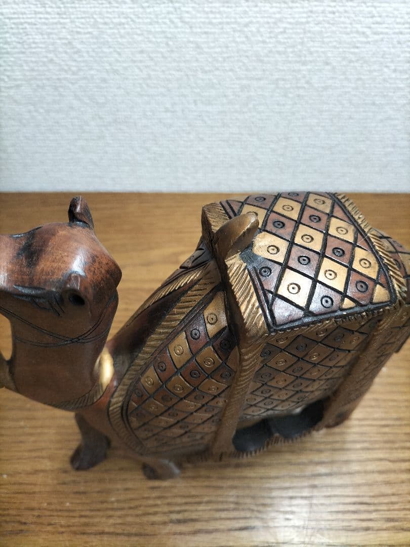 木製　幾何学模様ラクダ　最終値下げ