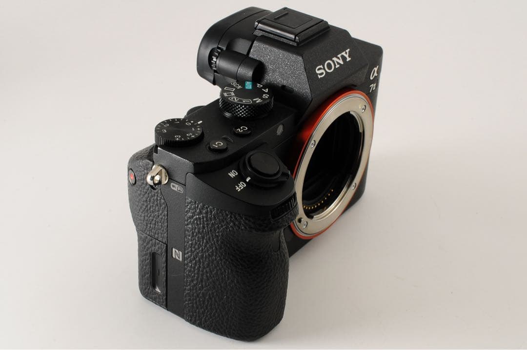 美品【SC:4,006】 SONY α7 II ILCE-7M2 28-70mm