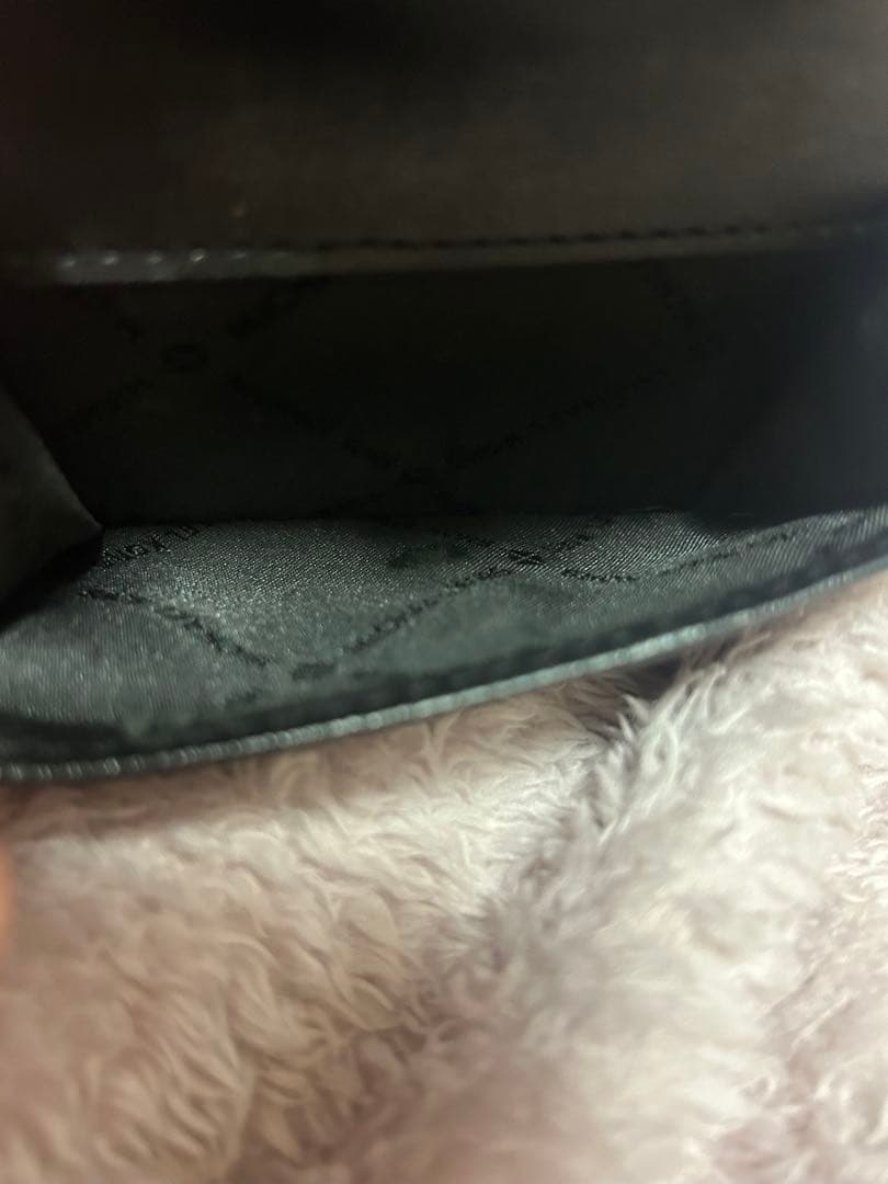 MICHAEL KORS 黒 ミニ財布 MKロゴ