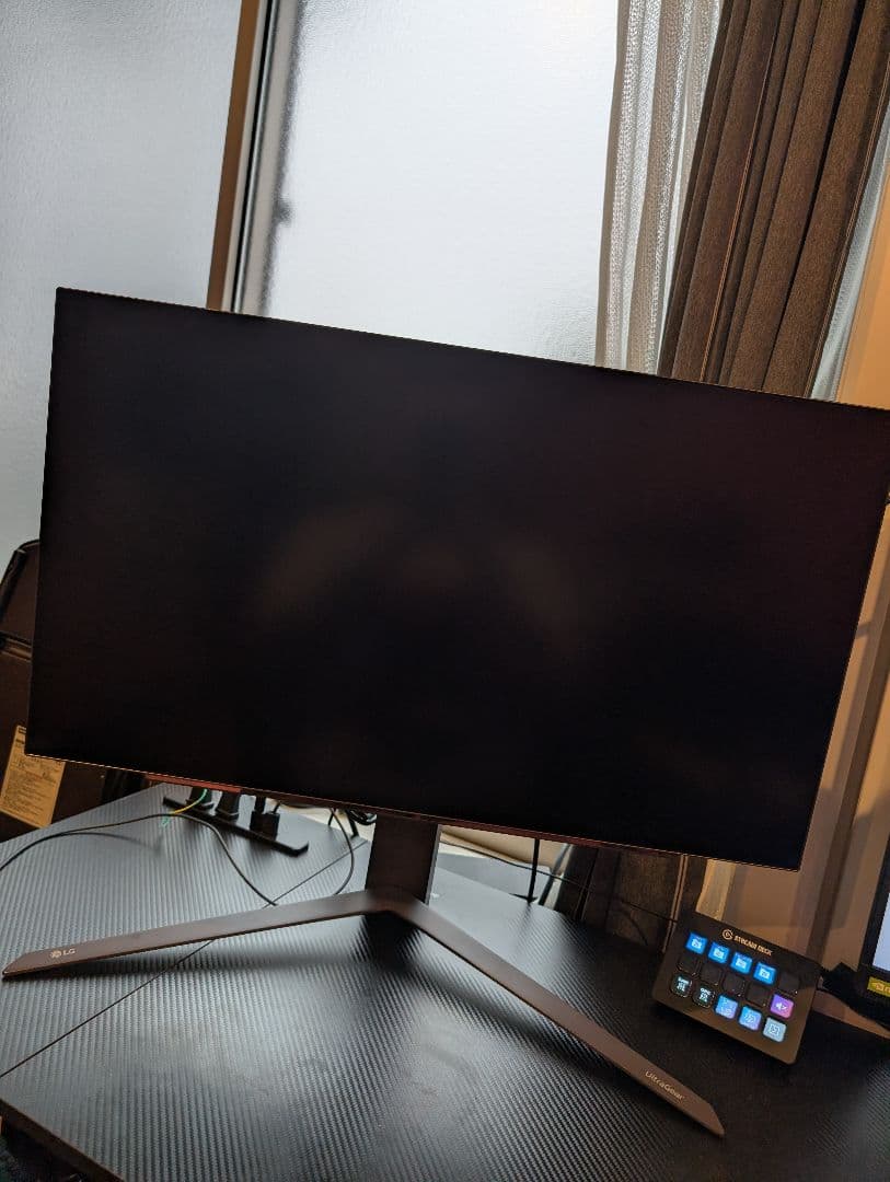 LG UltraGear OLED 27GR95QE 26.5 インチ モニター