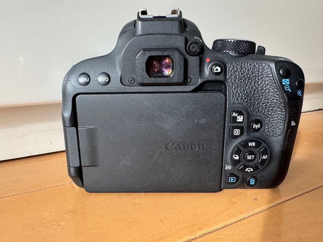 Canon EOS Kiss X9i デジタル一眼レフ