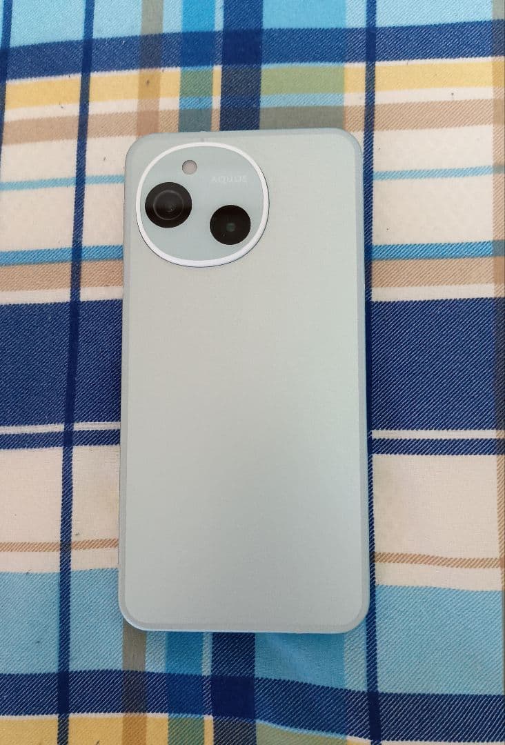 SHARP AQUOS sense10 (ペールミント)