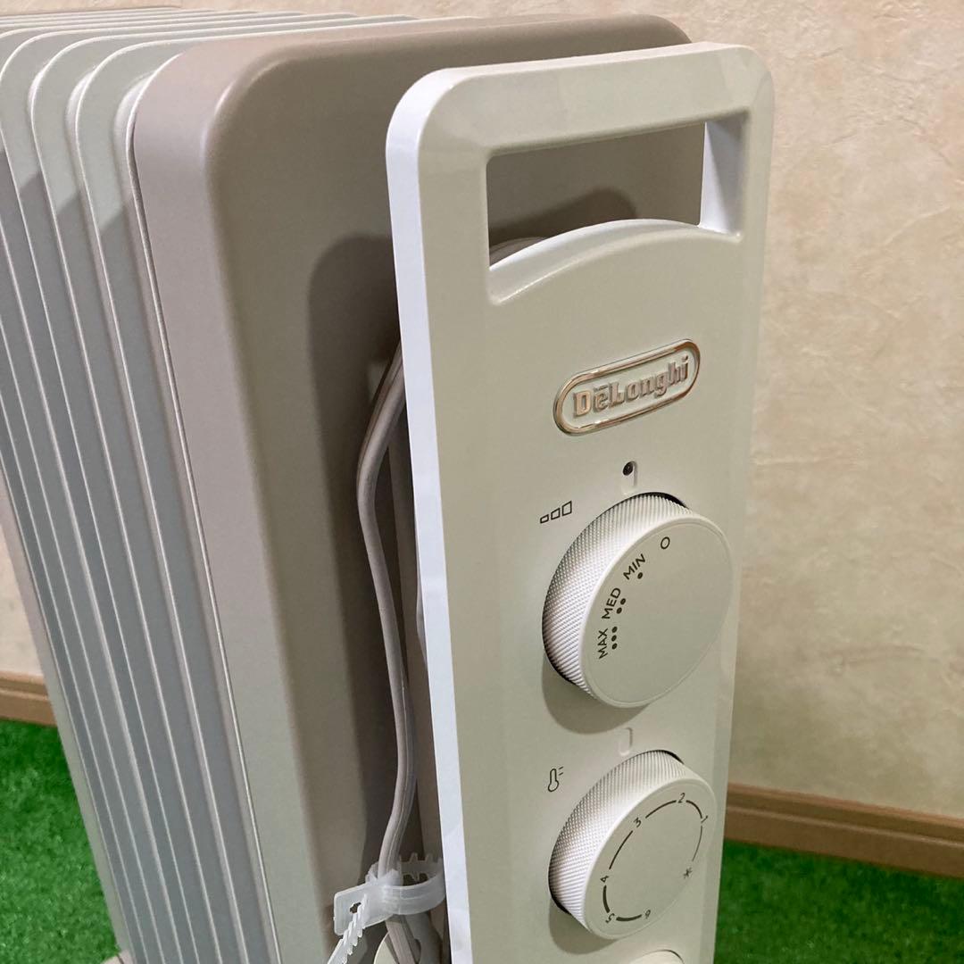 DeLonghi デロンギ　VertiCaldo オイルヒーター