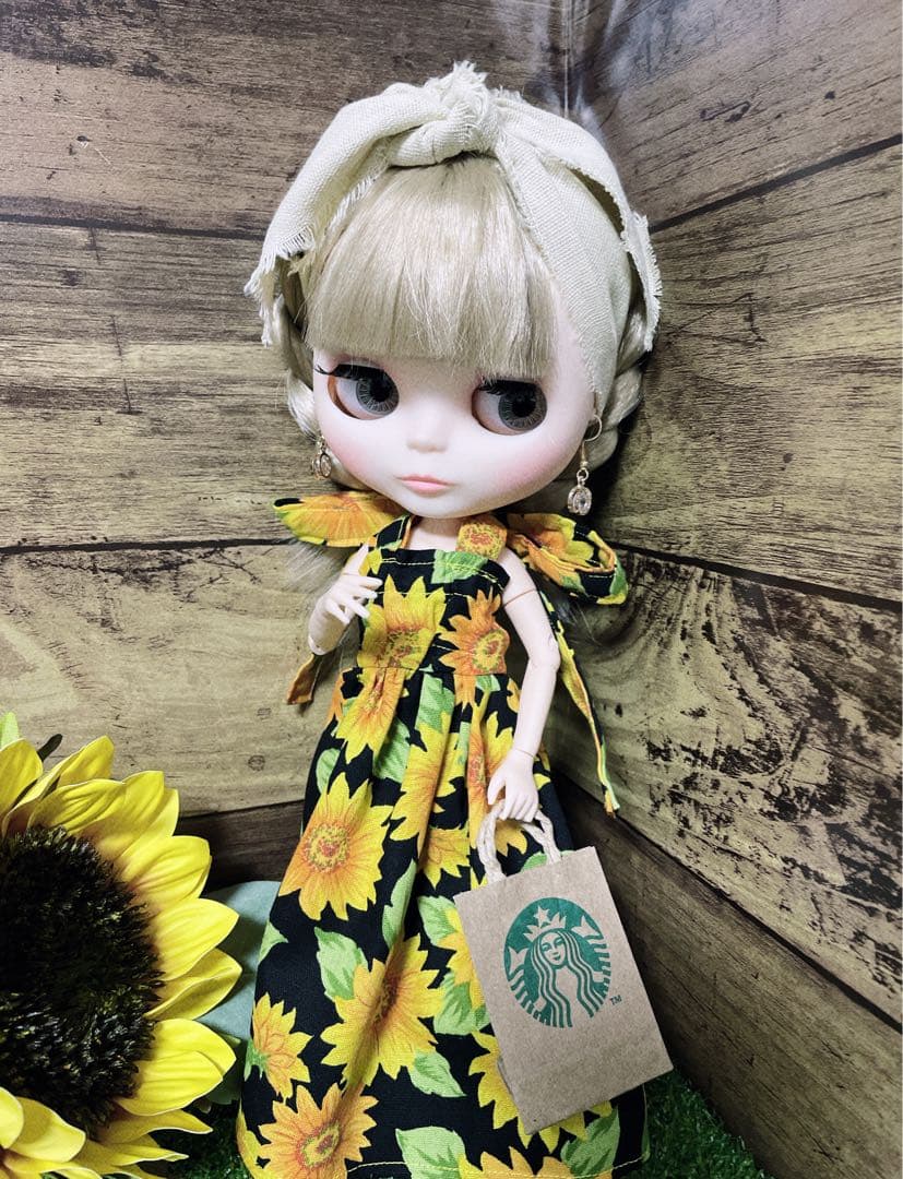 ブライスサイズ♡アウトフィット♡向日葵のマキシ丈ワンピ