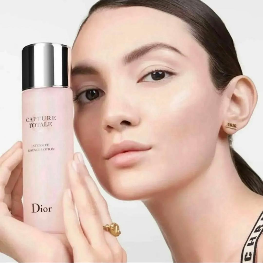 《Christian Dior》 カプチュールトータル トライアルコフレセット