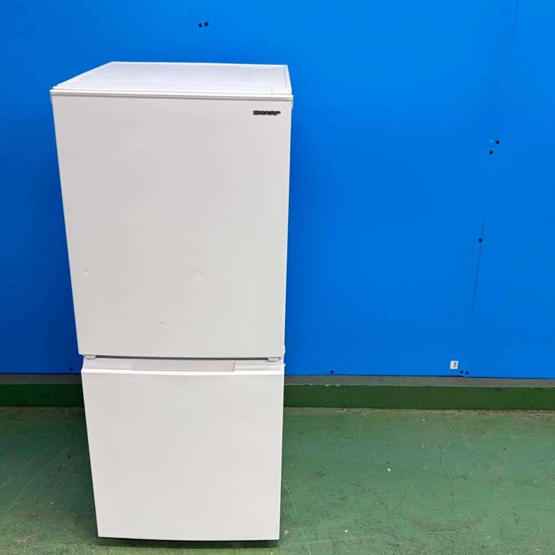 795 SHARP 付け替えどっちもドア！！　冷蔵庫　152L 小型　一人暮らし