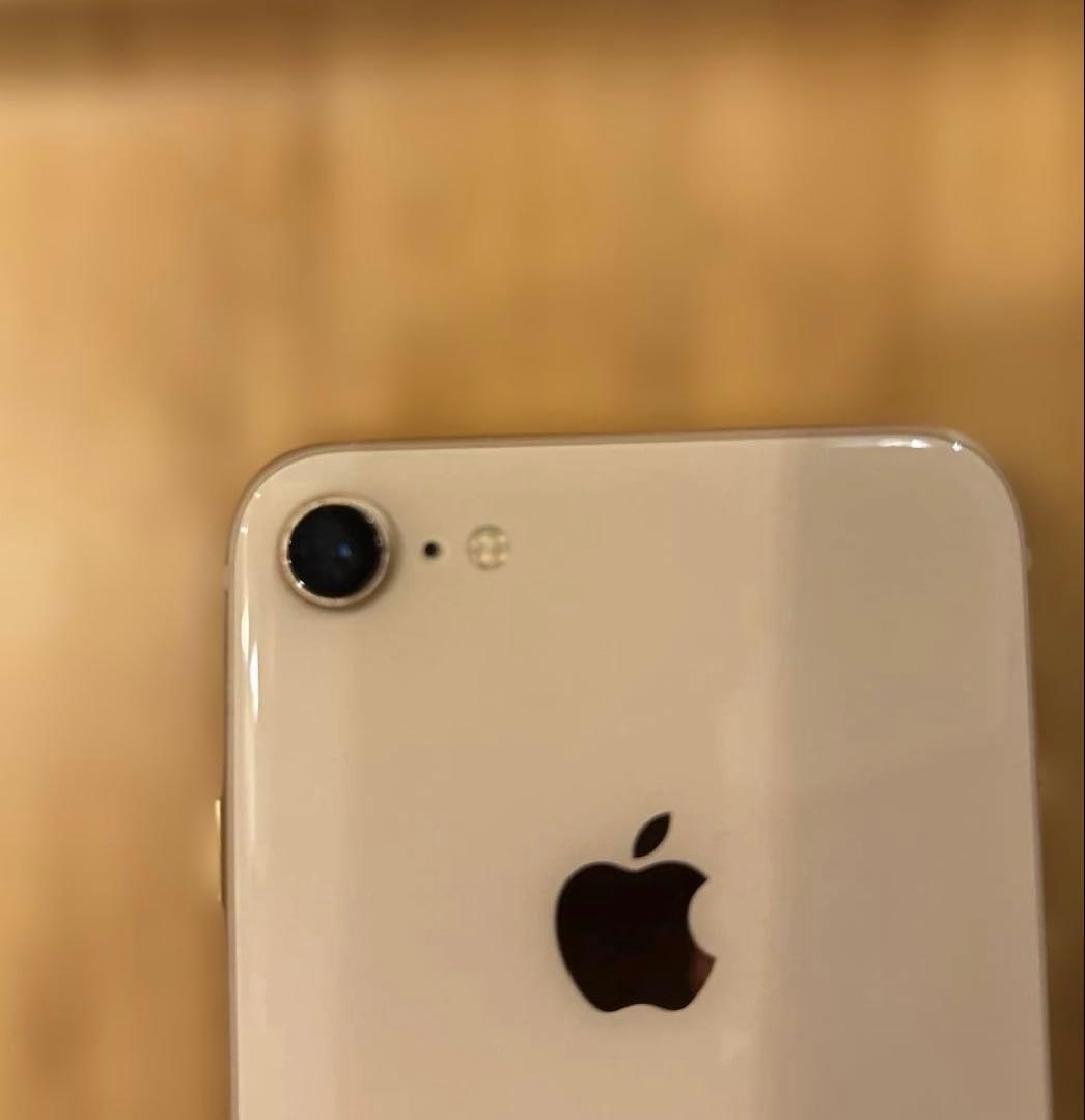 美品✨iPhone8⭐︎64GB 本体