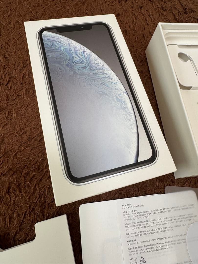 Apple iPhone XR ホワイト 64GB SIMフリー