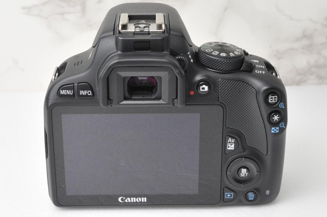 使用少なめ❣️Canon EOS Kiss X7⭐️ダブルレンズ スマホ転送