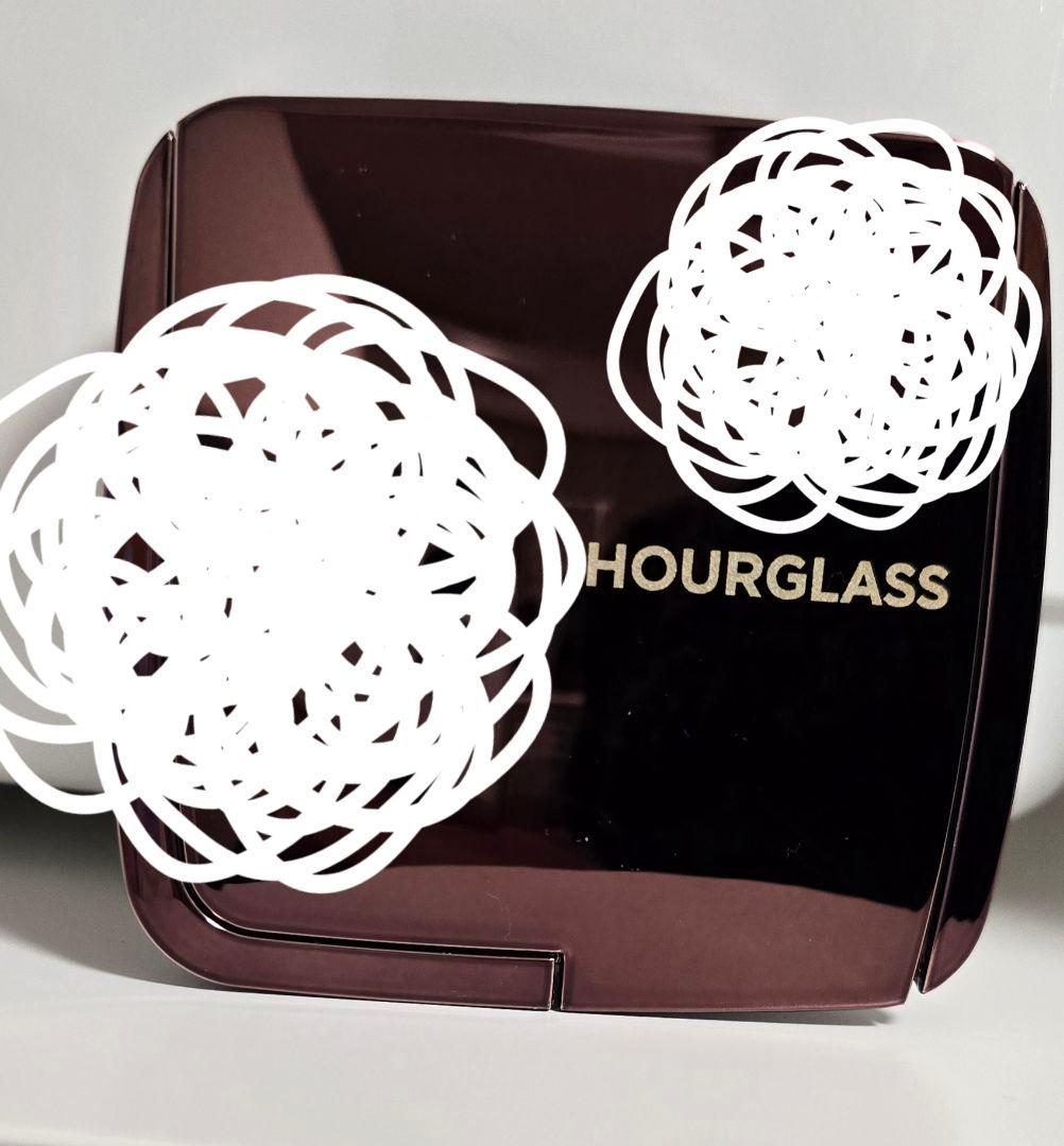 ファンデーション Hourglass Ambient Lighting Powder