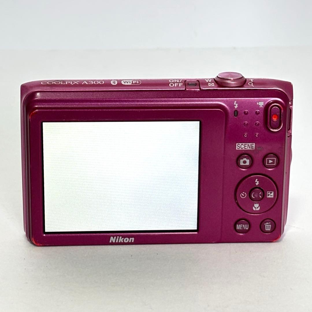 Nikon coolpix A300 ニコン　デジカメ　SDカード付