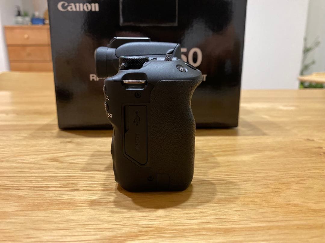 EOS R50 レンズキット