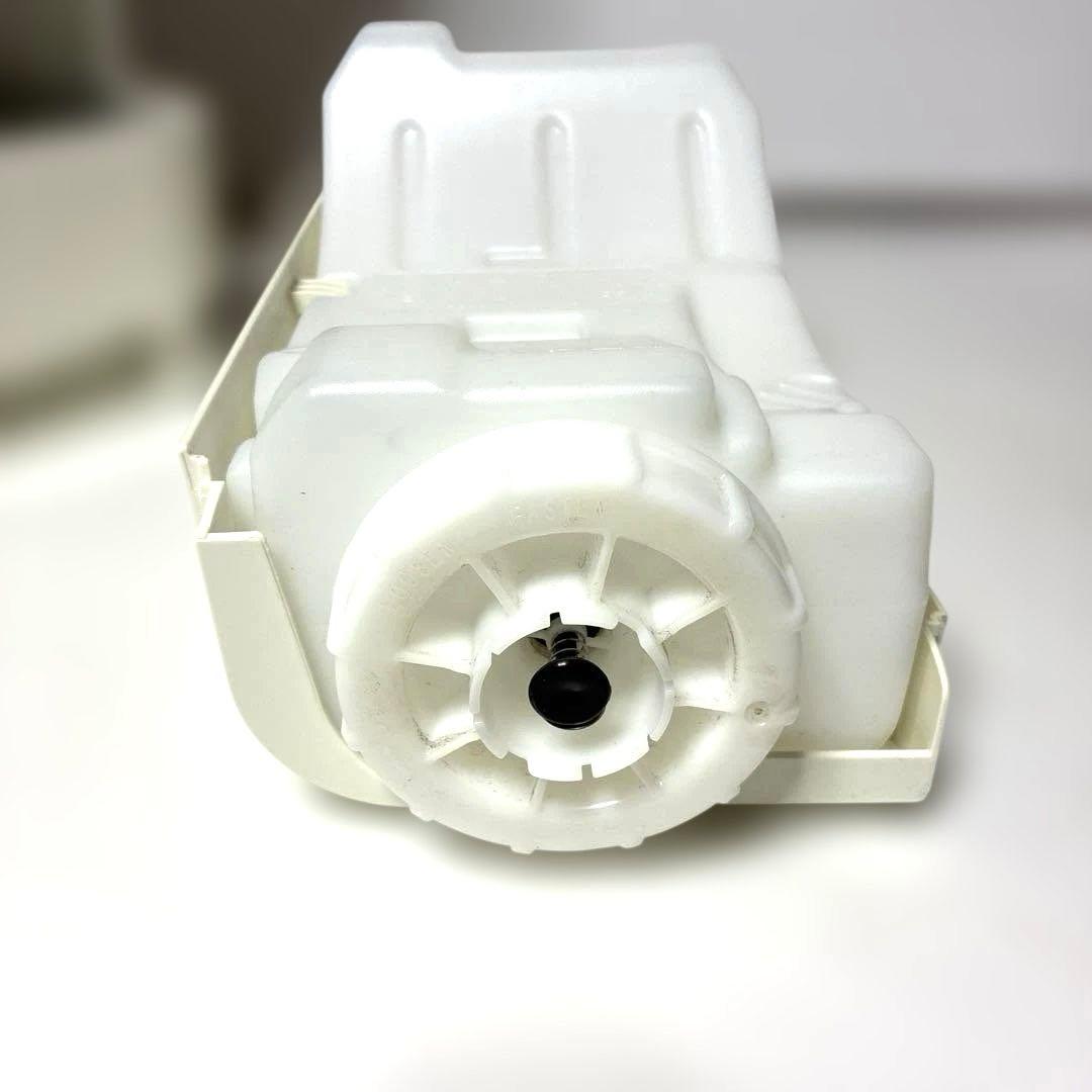 DAIKIN ダイキン 加湿ストリーマ空気清浄機 MCK70XKS-W 31畳