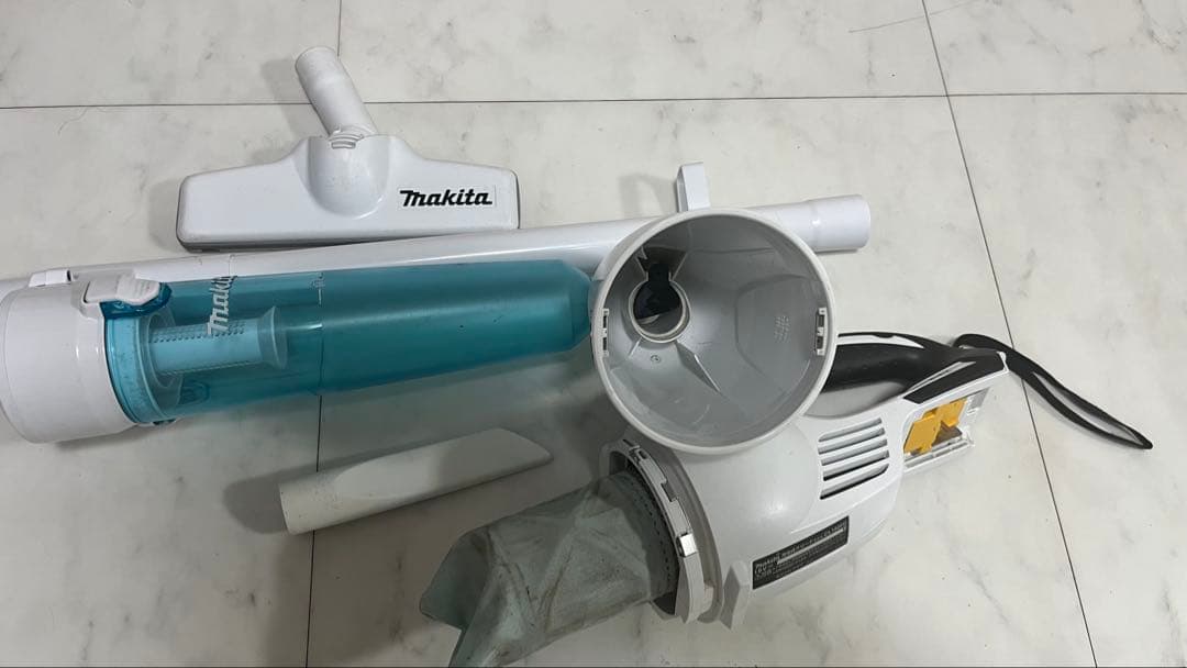 美品　マキタ　CL180FD 掃除機　充電式クリーナー　makita