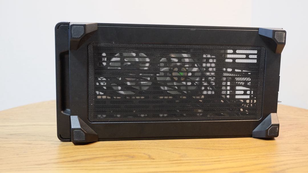 Cooler Master NR200P (Mini-ITXケース)