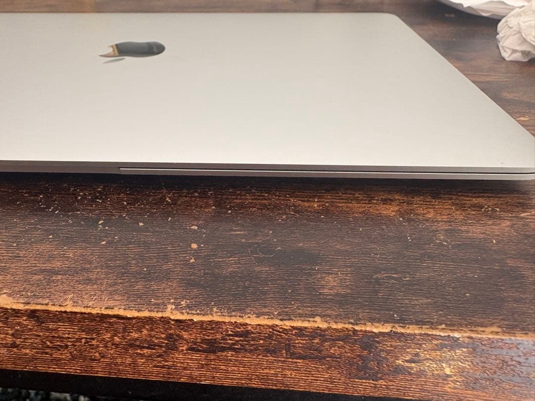 MacBook Air M1 13インチ 8GB 256GB｜美品｜純正充電器付